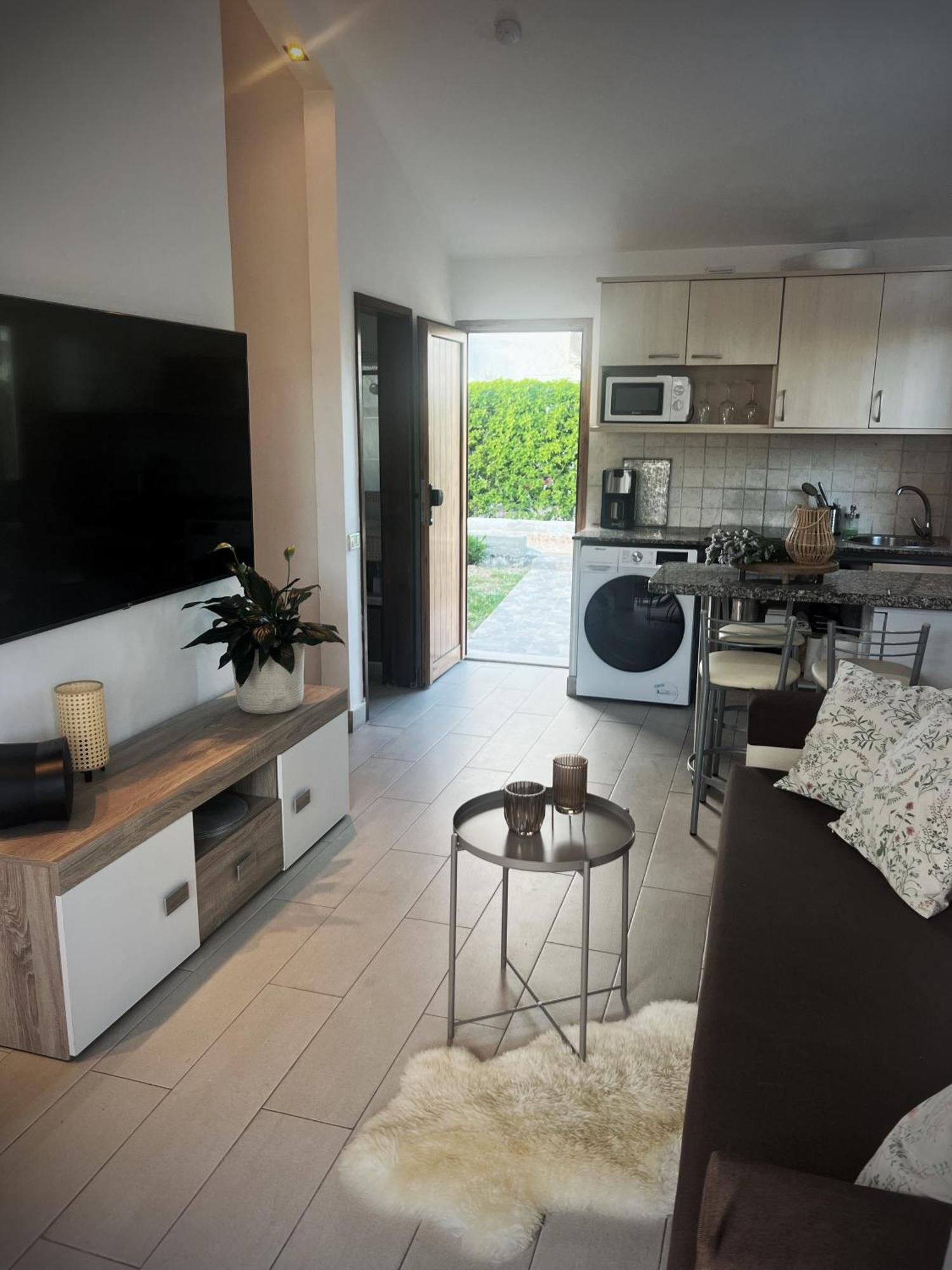 Buzzstays: 1-Bed Bungalow, Garden, Near Yumbo & Beach Maspalomas  Exterior foto