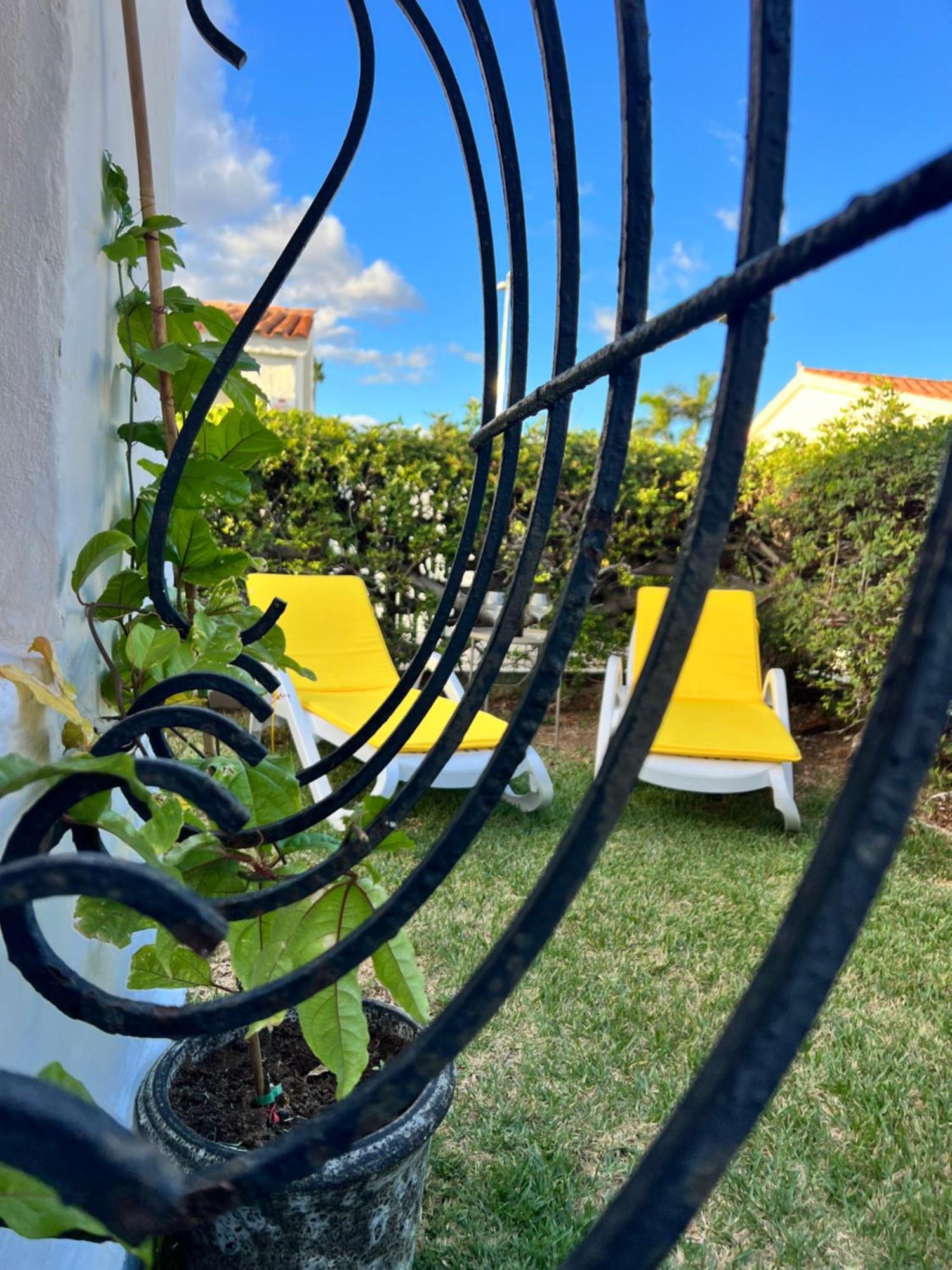 Buzzstays: 1-Bed Bungalow, Garden, Near Yumbo & Beach Maspalomas  Exterior foto